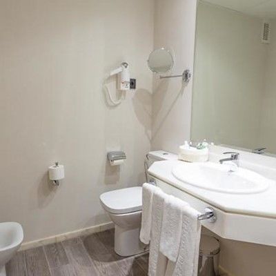 Dwo Urban Hotel 4*