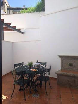 Arco Elvira Granada