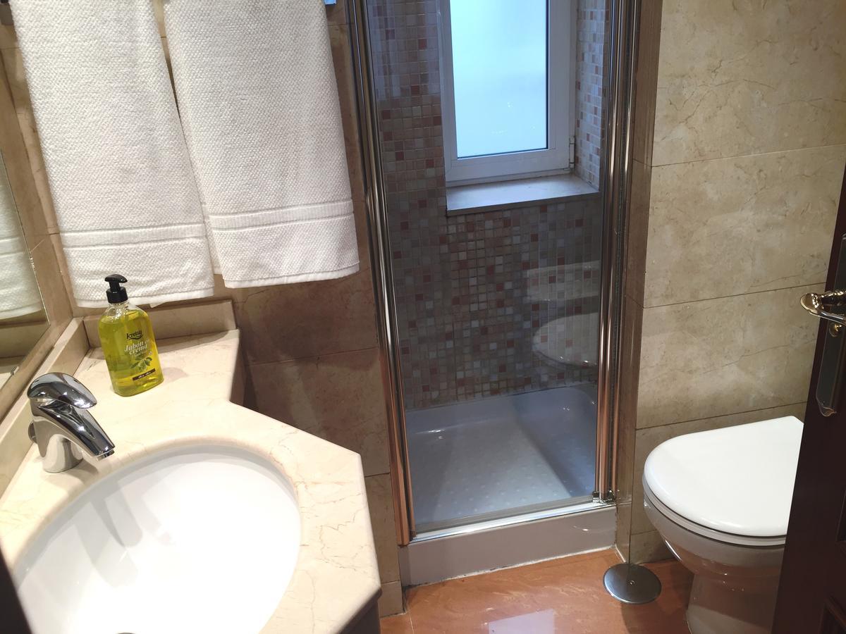 Piso En Calle Recogidas Apartment *