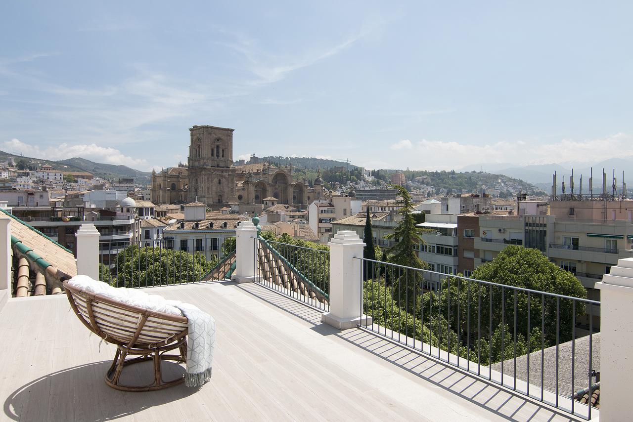 Chezmoihomes Luxury Cathedral Penthouse Apartment Granada