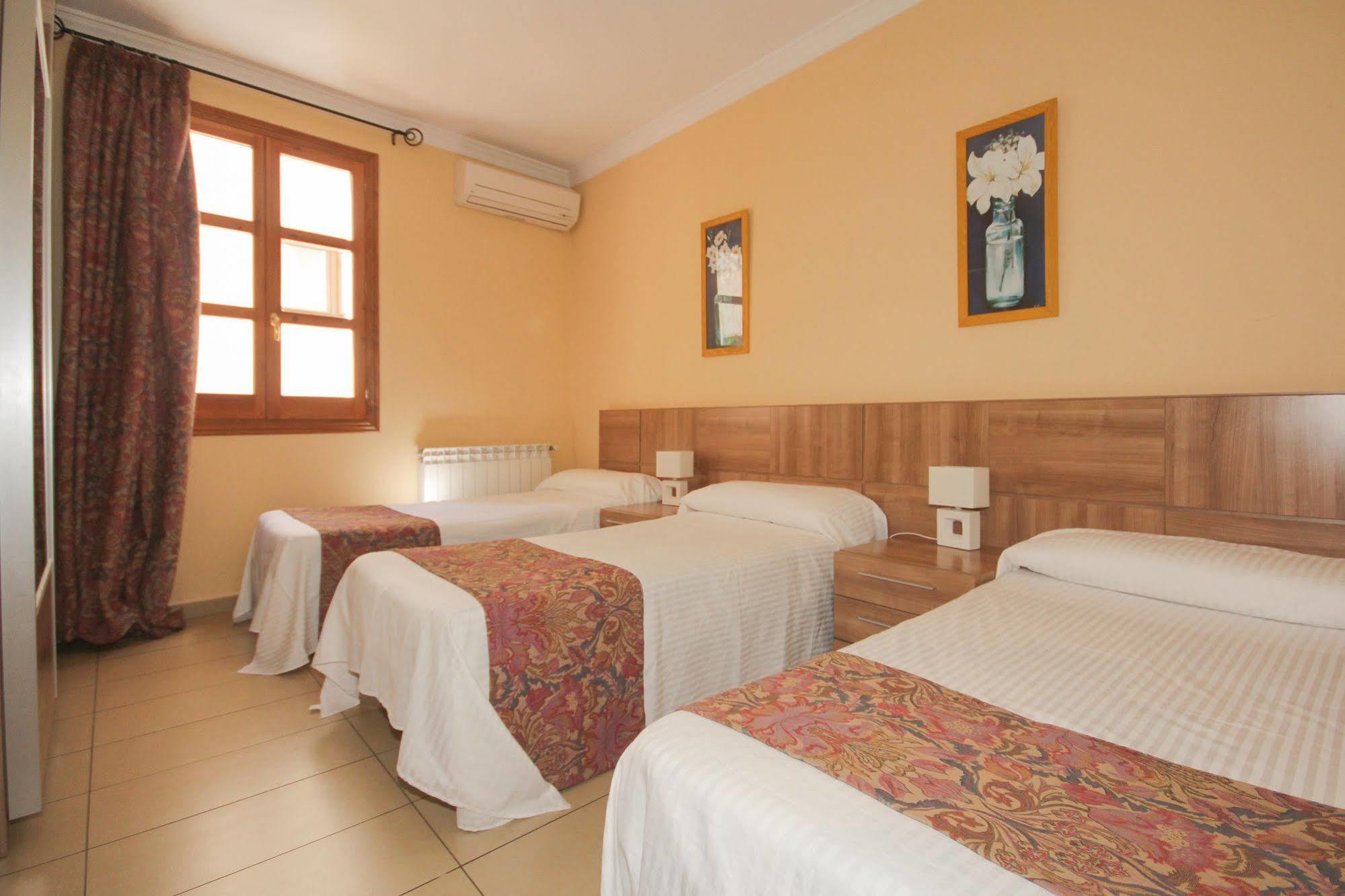 Costa Azul Guest house 2*