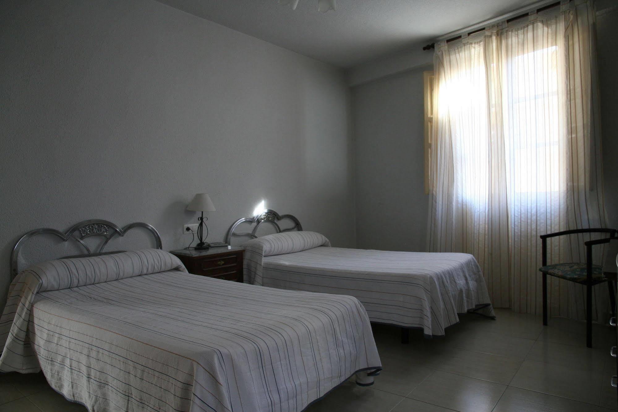 San Joaquin Guest house 2*