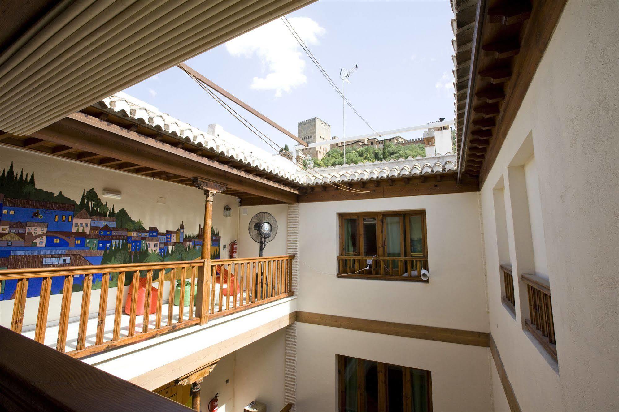 Hostel White Nest Granada