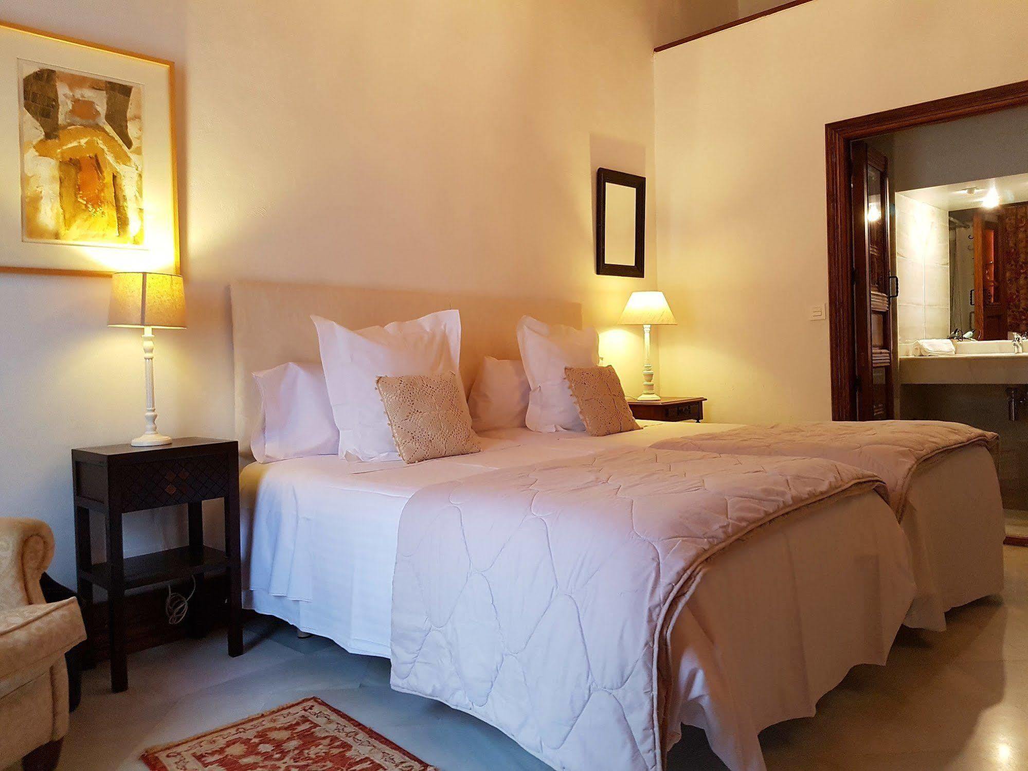 Palacio Del Cobertizo De Santa Ines