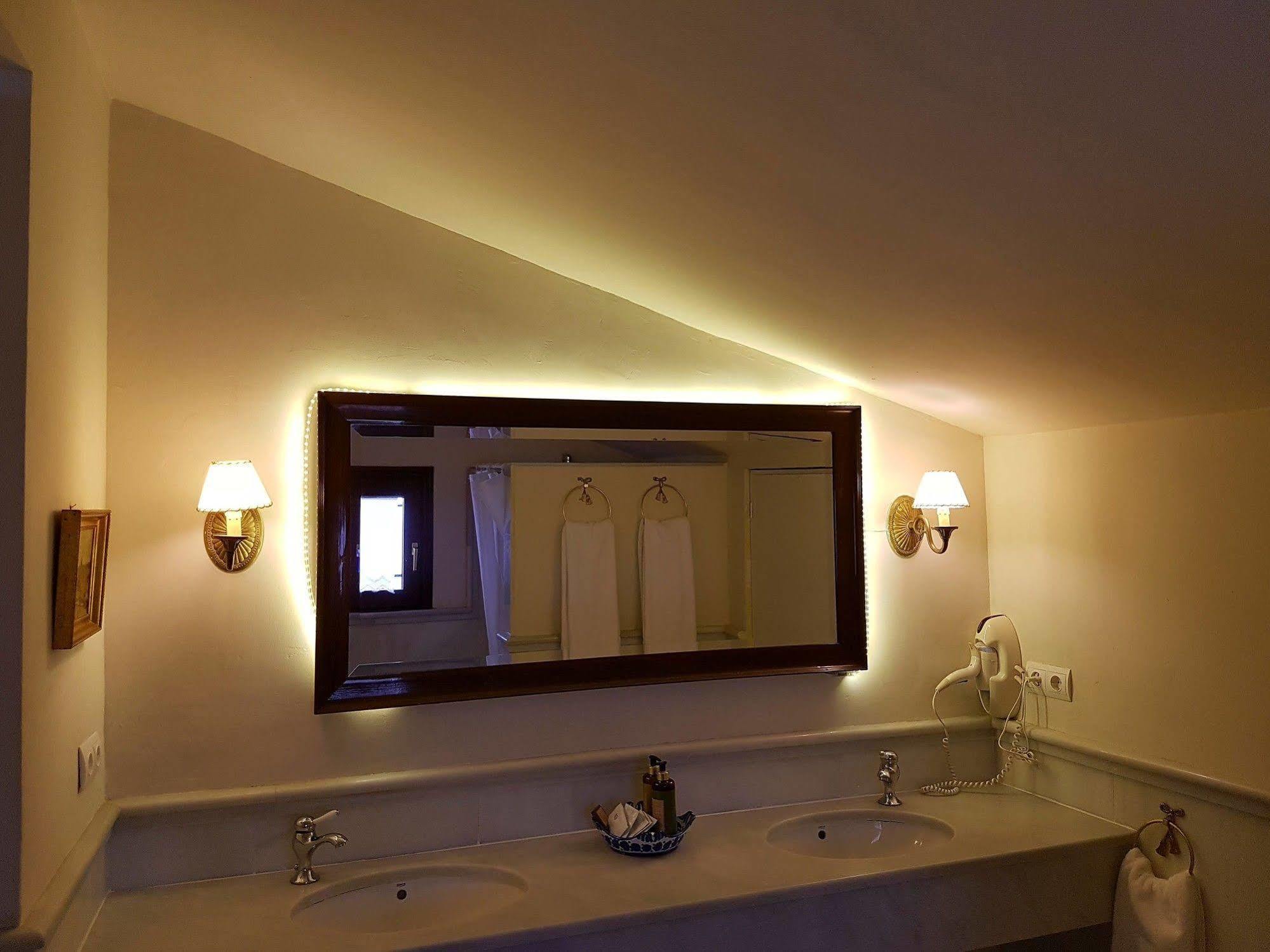 Palacio Del Cobertizo De Santa Ines 4*