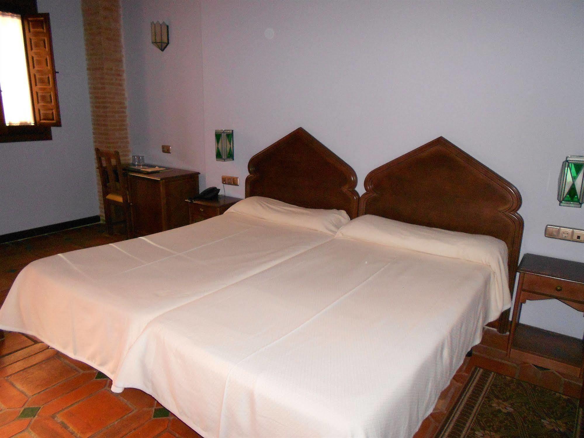 Hotel Del Toro 3*