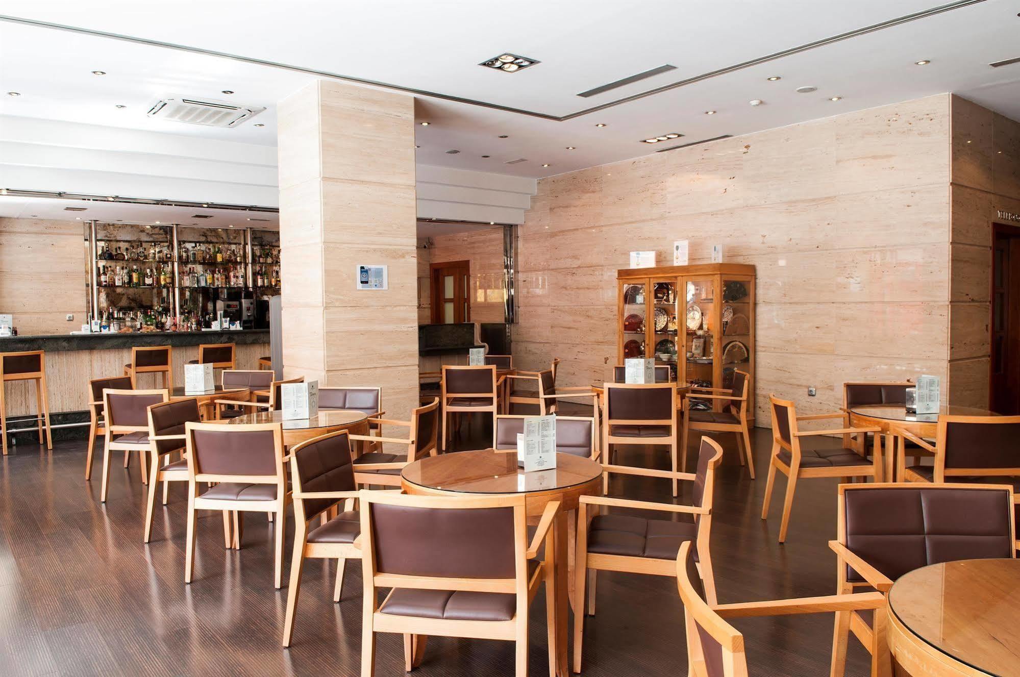 Hotel Occidental Granada