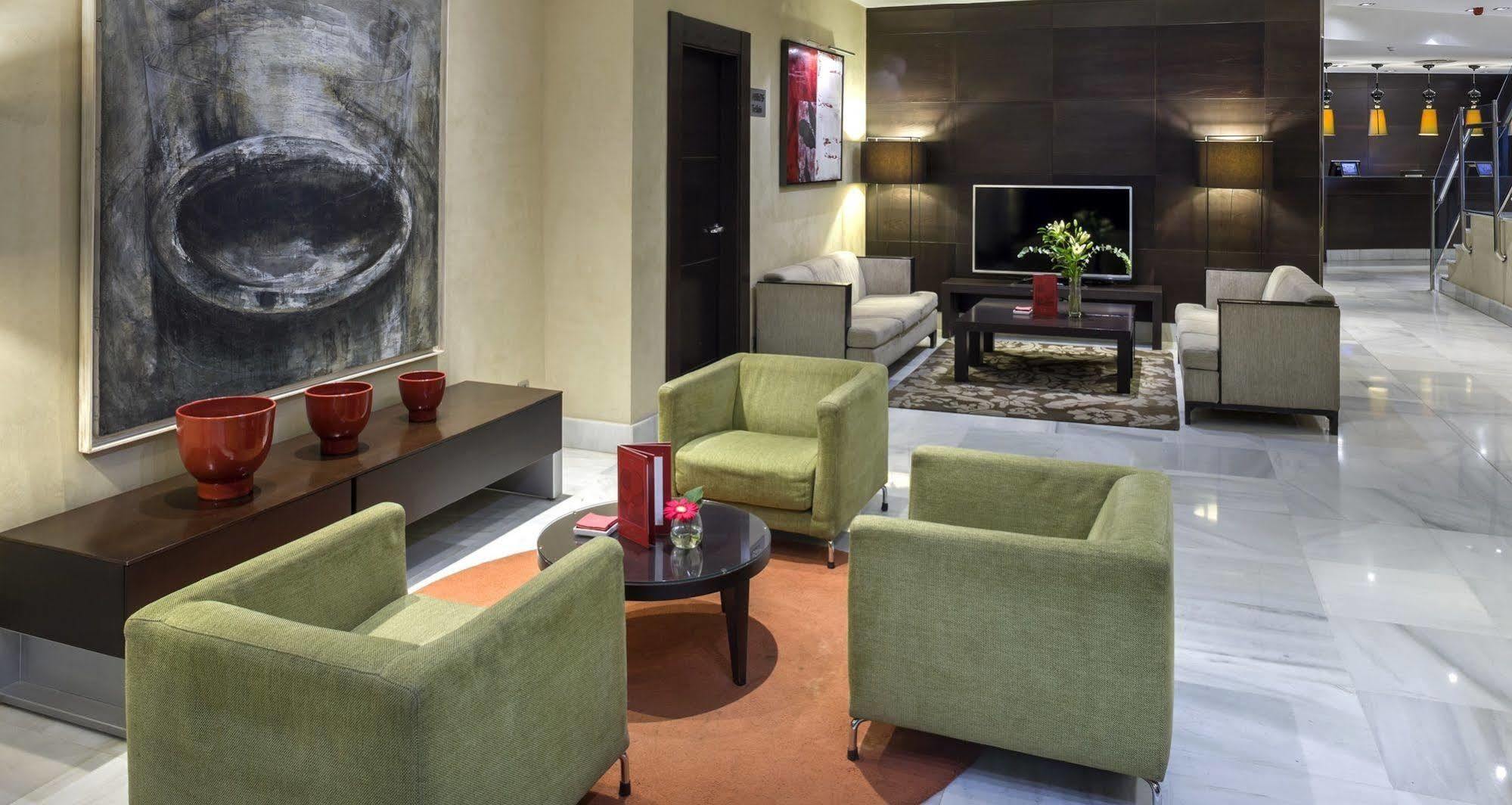 Nh Collection Victoria Hotel 4*