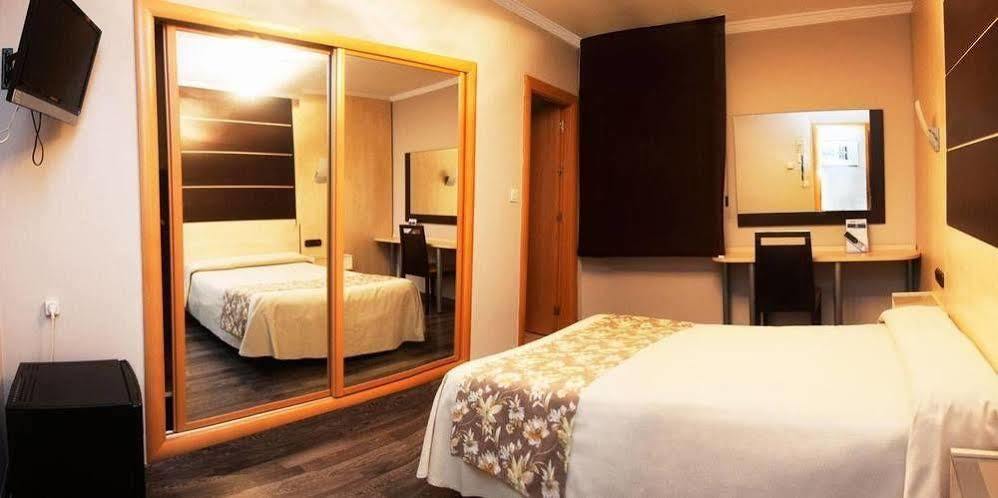 Universal Hotel 3*