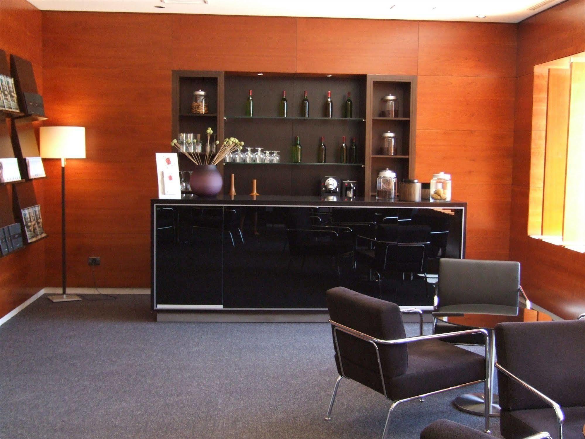 Hotel Estacion 4*