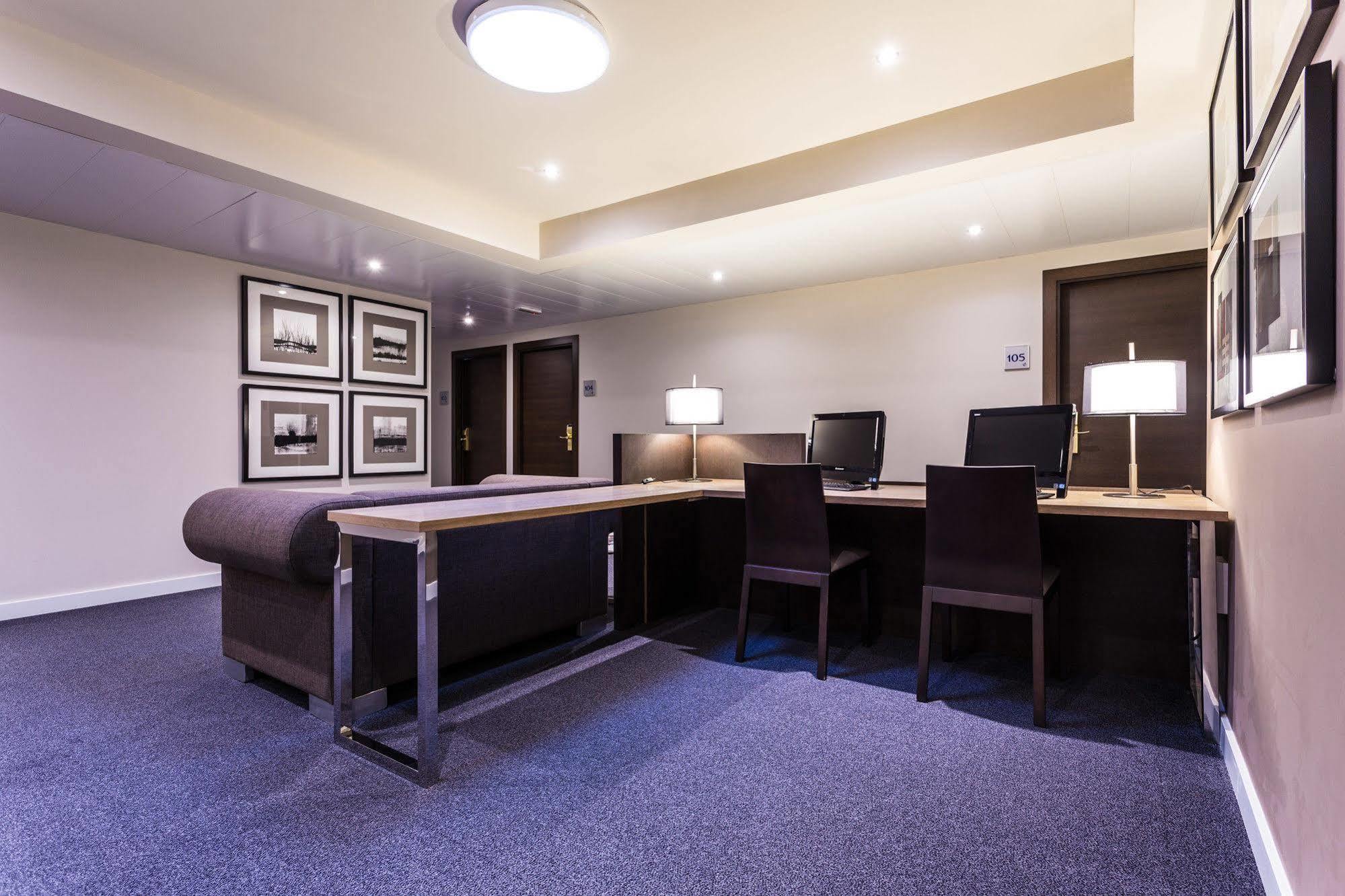 Dwo Urban 4* Granada
