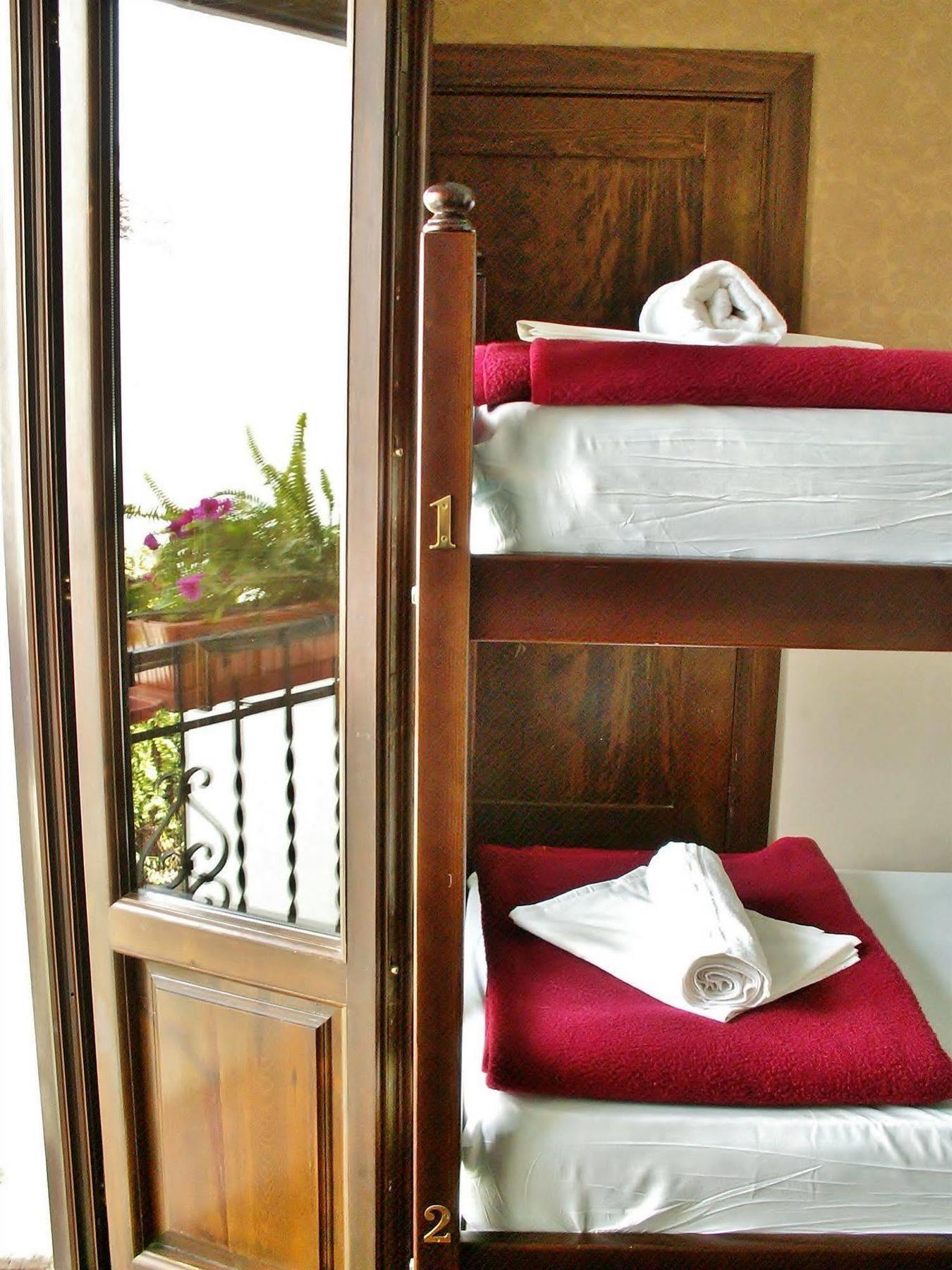 Oasis Backpackers' Hostel