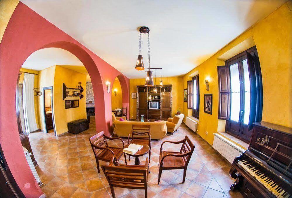 Country house El Soto De Roma *