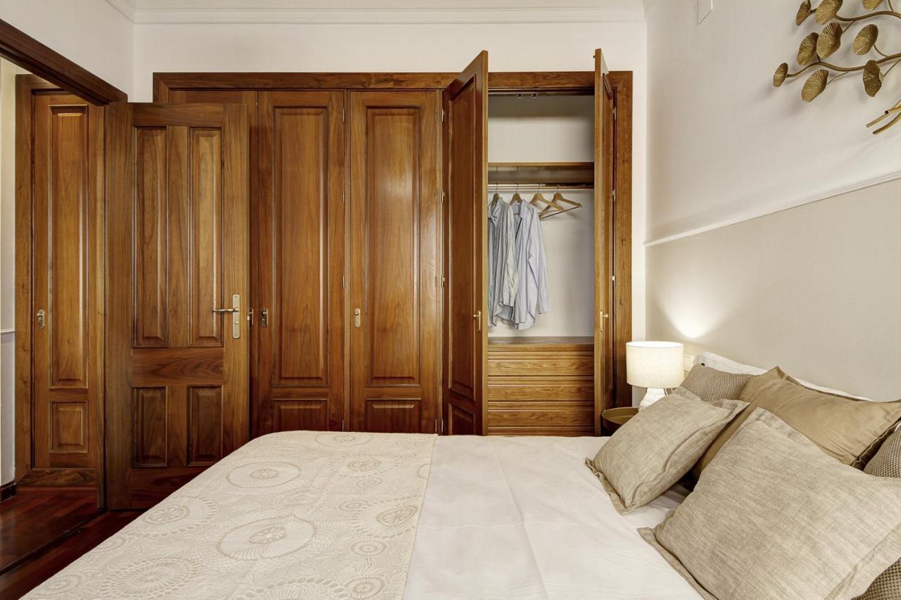 Chezmoihomes Premium 3br Superb Location Apartment Granada