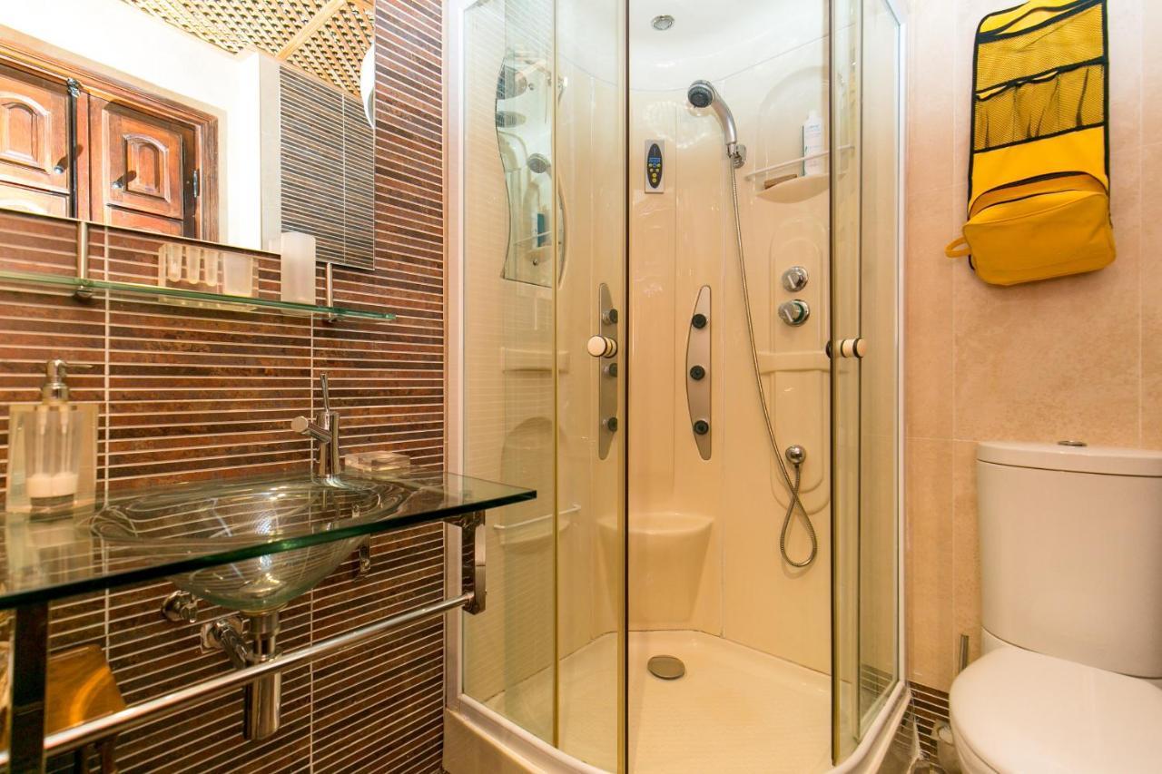 Ferienhaus Charming Andalusian House - Free Parking *