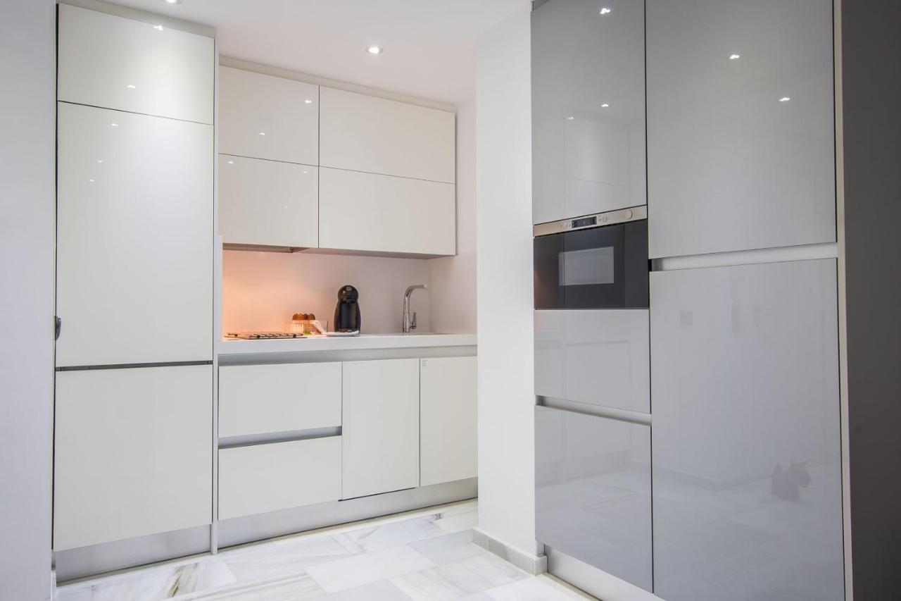Qh Centro Rejas Apartment Granada
