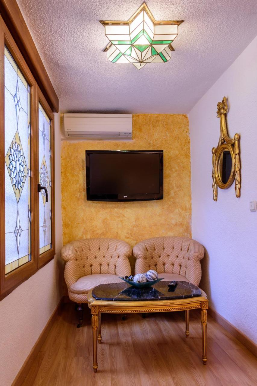 Casa De Reyes Khách sạn 2*