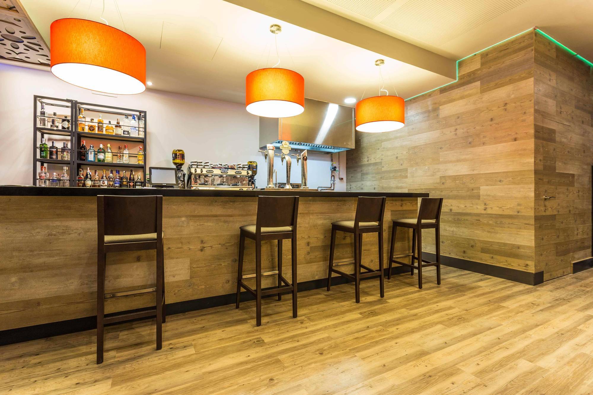 Dwo Urban Hotel 4*