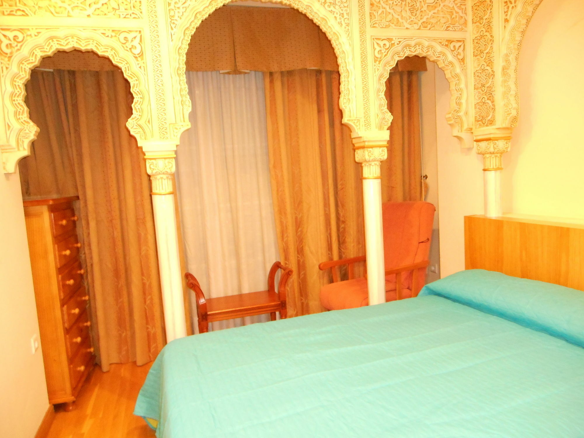 Martin House & Bed & Breakfast 2*