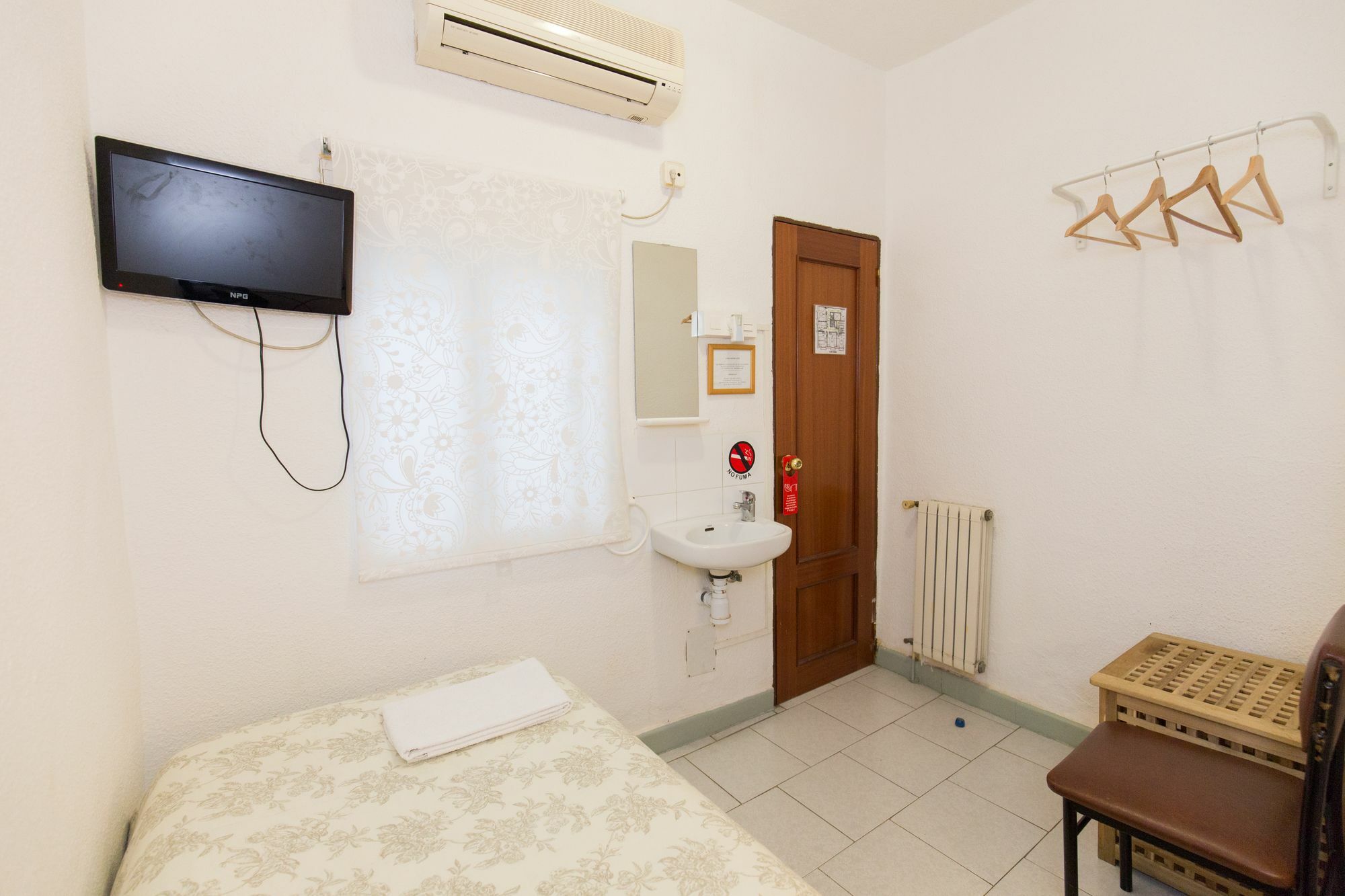 Pension Mesones