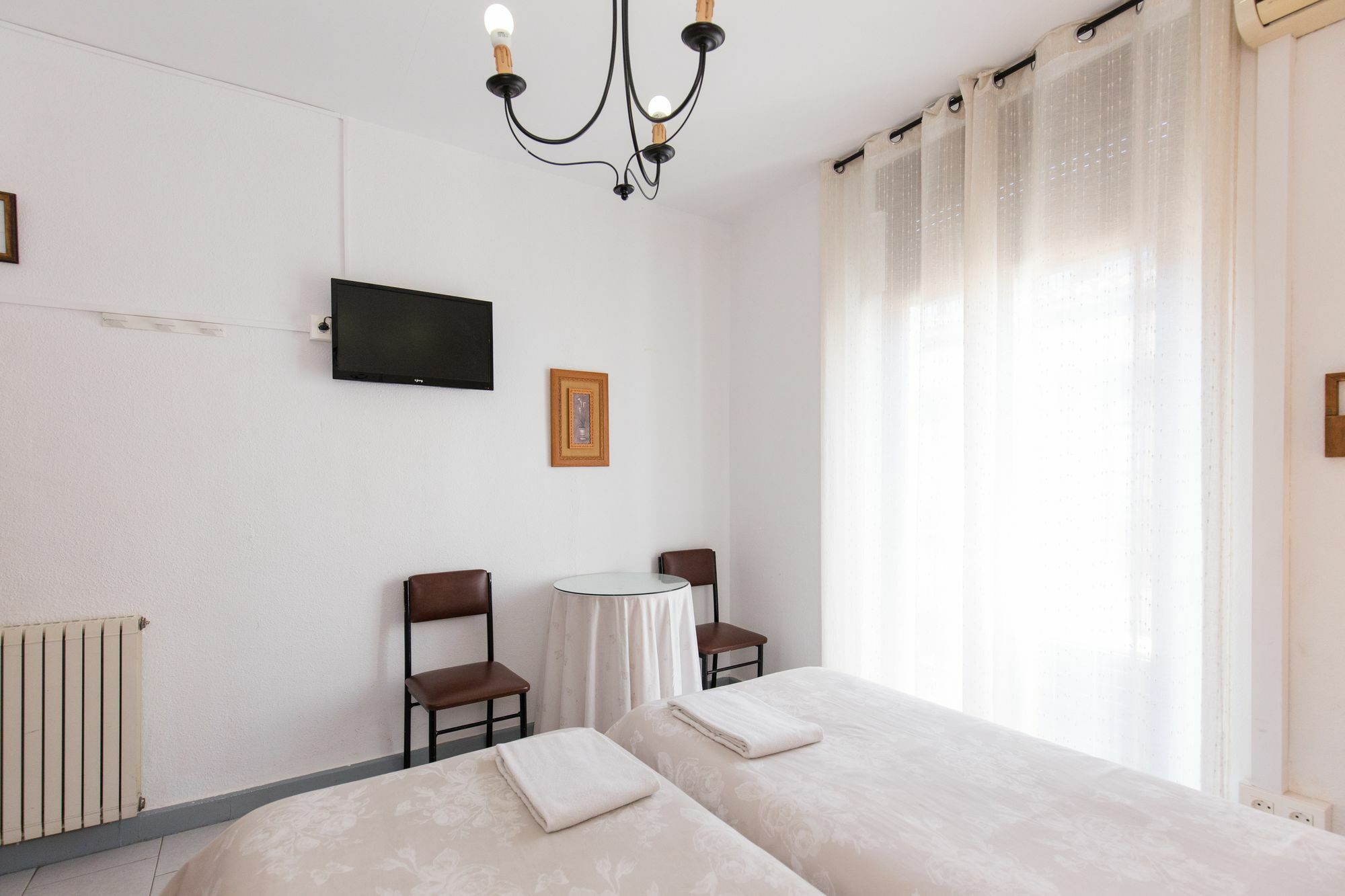 Pension Mesones