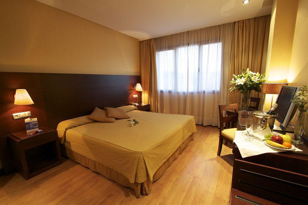 Occidental Hotel 4*