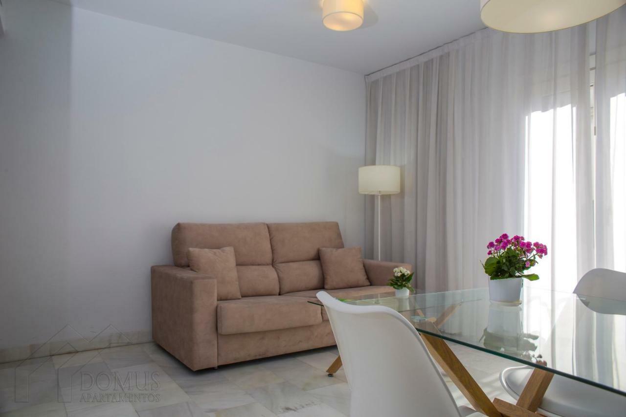 Domus Con Parking Gratuito En Pleno Centro Granada