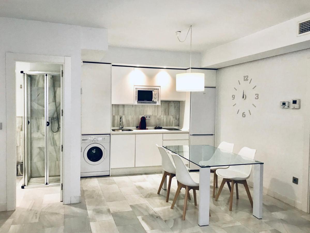 Domus Con Parking Gratuito En Pleno Centro Apartment