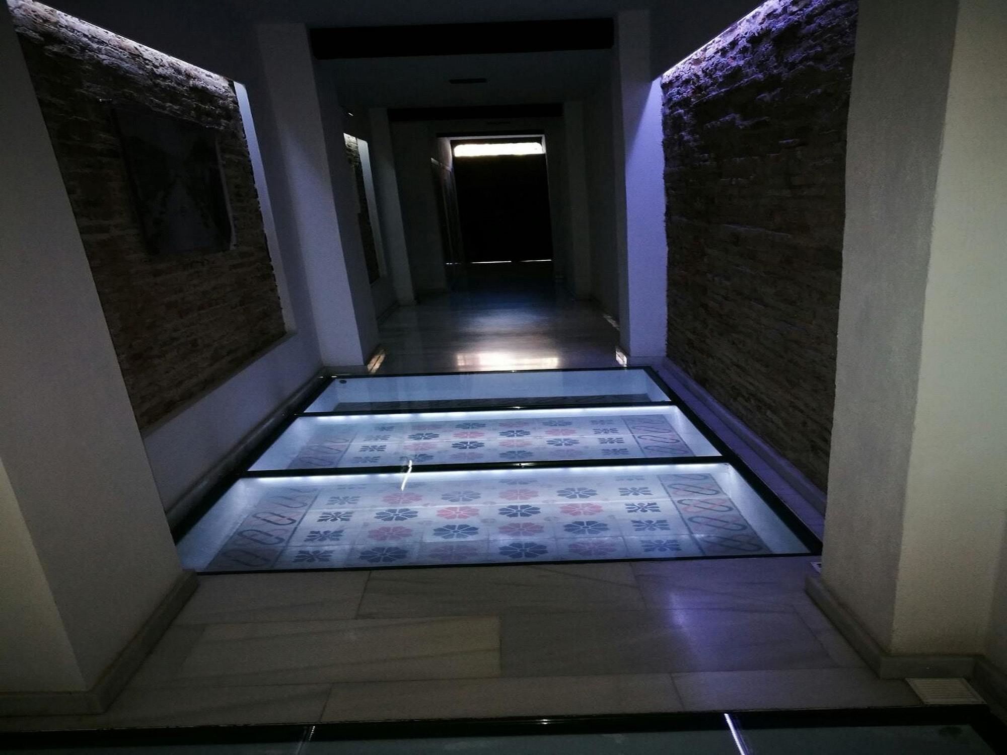 With 3 Bedrooms In Granada, With Wonderful View, Balcon * Granada