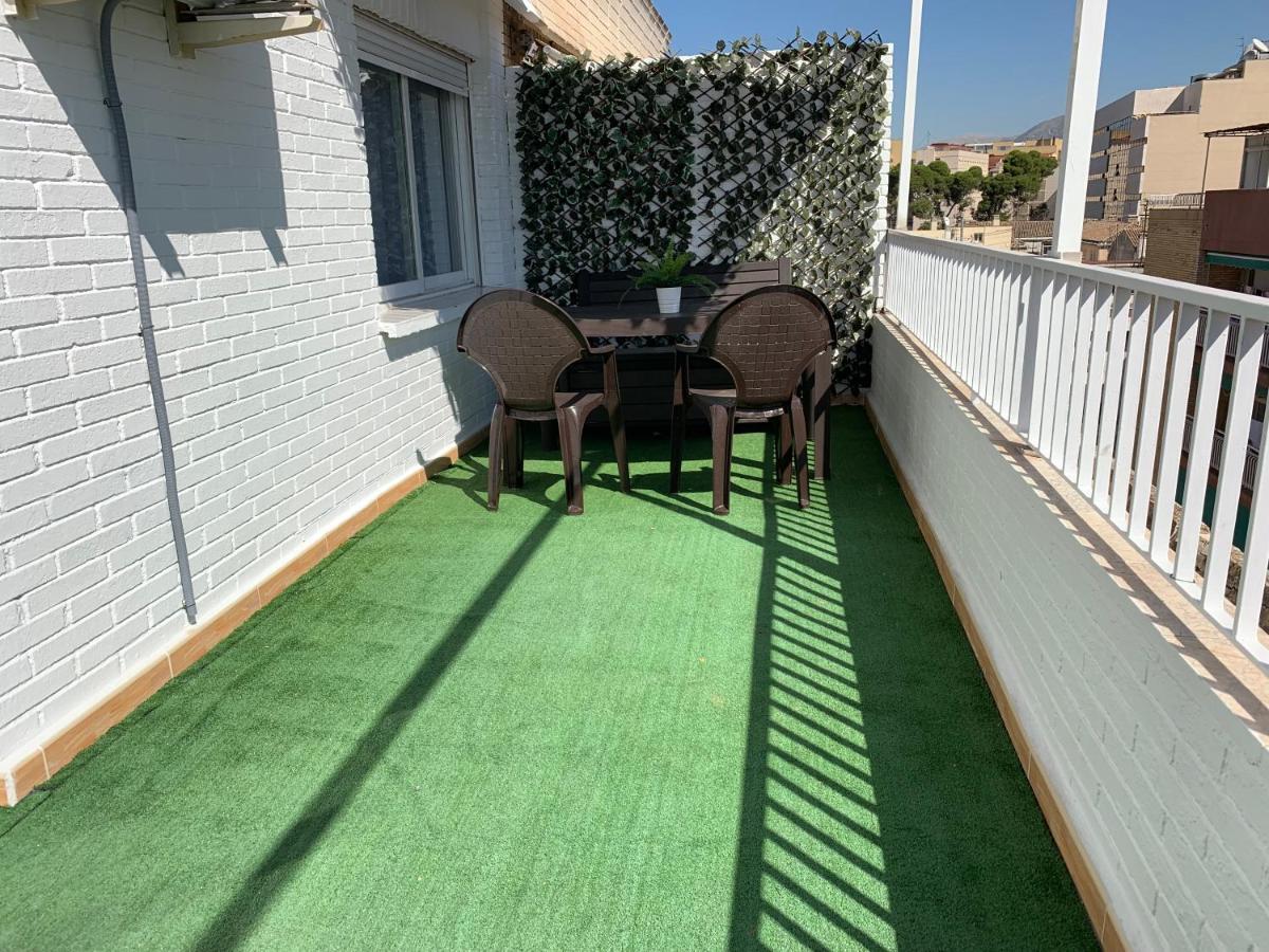 Atico Gaviota Terraza Y Parking Apartment Granada