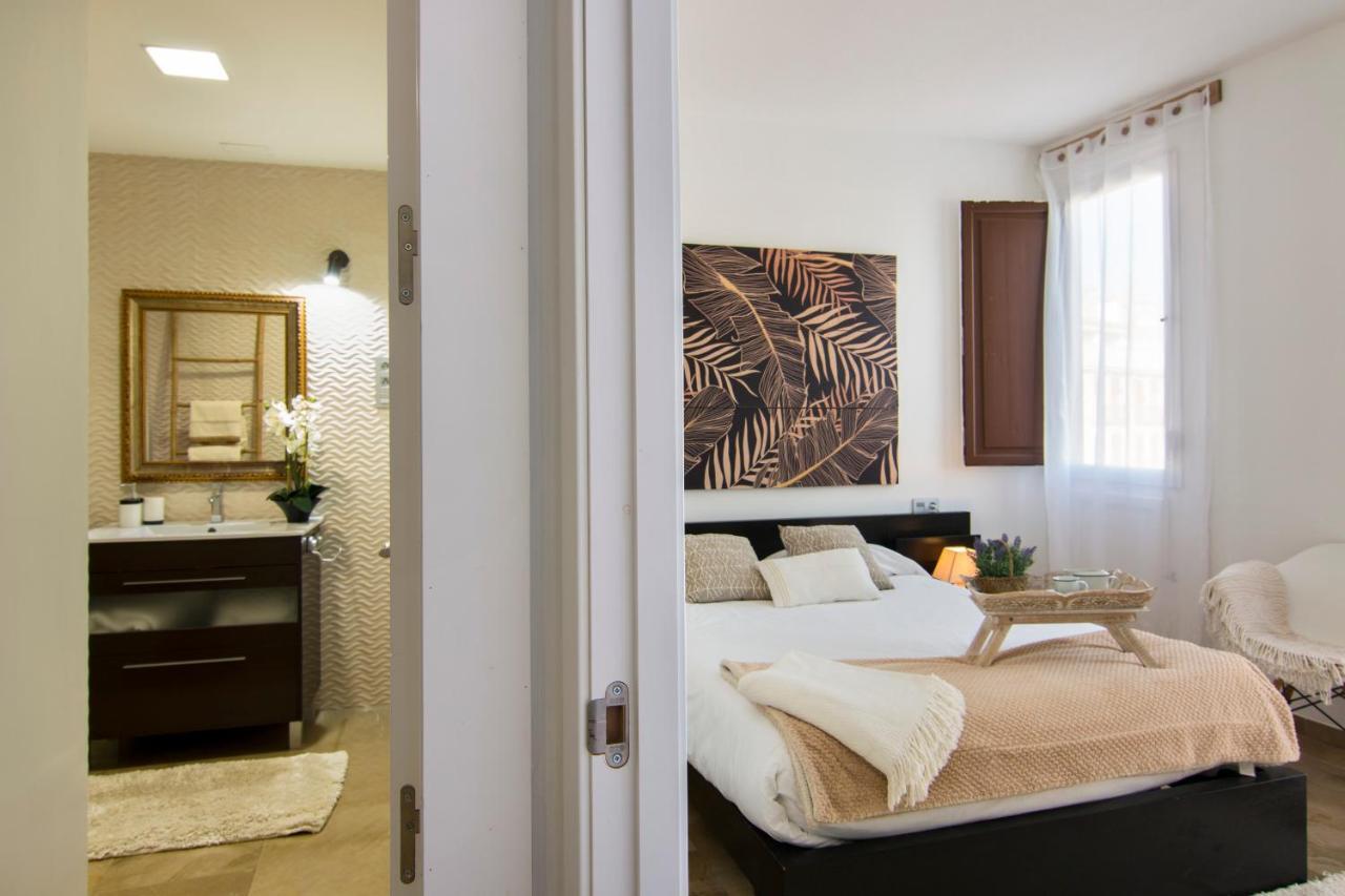 Plaza Del Carmen Apartment *