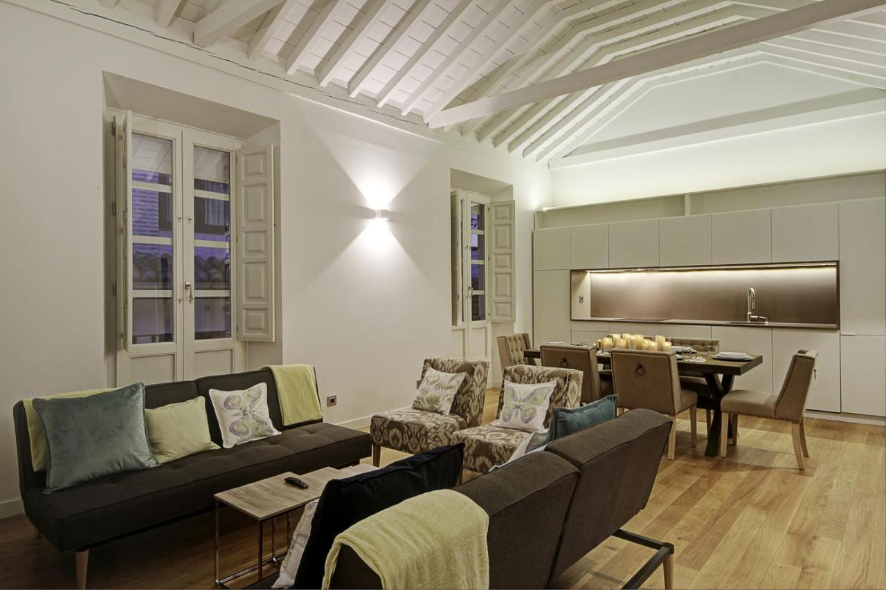 Duplex Lux Escudo Del Carmen