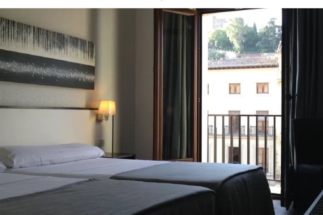 Macia Plaza 2* Granada