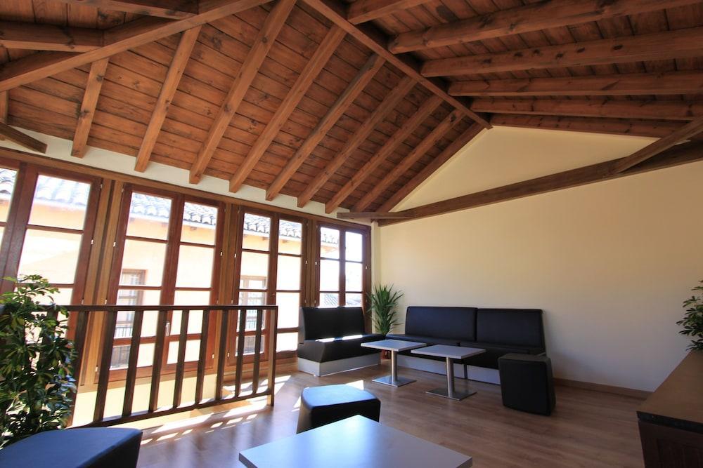 Hotel Mercader De Sedas Hotel 3*