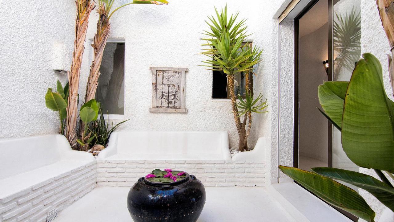 La Almendra Blanca - A Hidden Gem On The Mediterranean Villa *