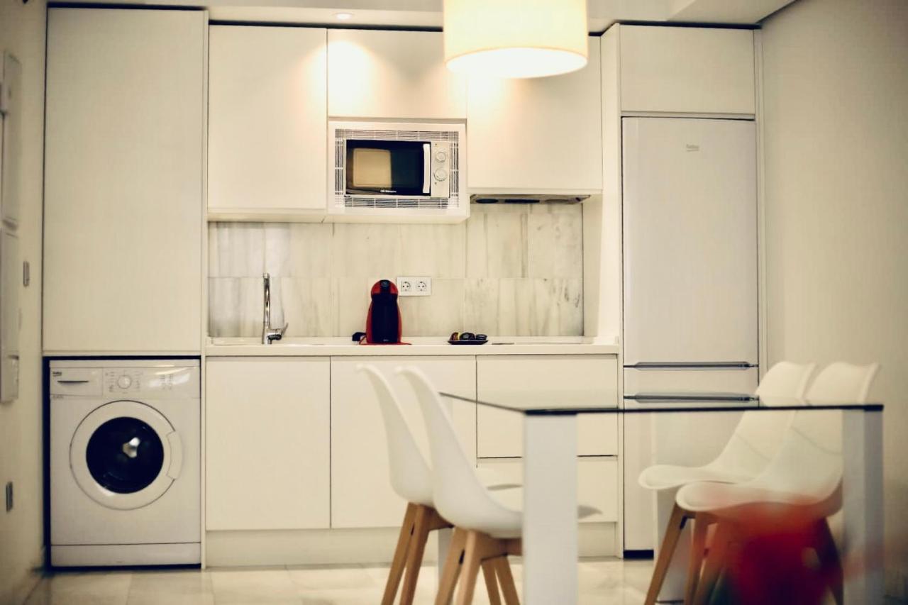 Domus Con Parking Gratuito En Pleno Centro Apartment