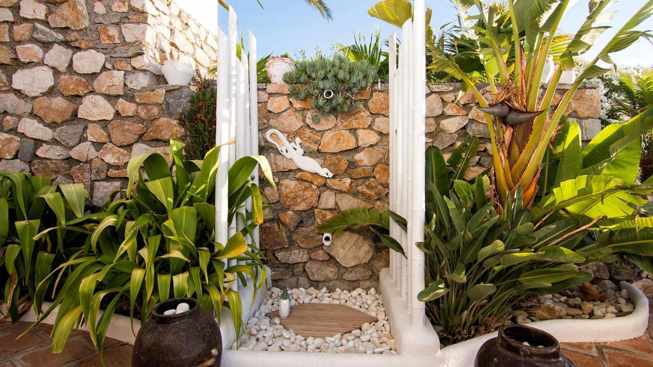 La Almendra Blanca - A Hidden Gem On The Mediterranean