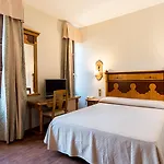 Hotel Plaza Nueva