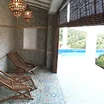 La Casa De La Colina