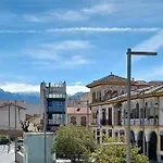 Acogedor Piso A Un Paso De Granada Capital.