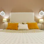 Elegante Apartamento En Granada By Bebalmy