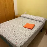 Economic Private Room In Center Of Granada
