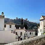 El Patio Del Albaicin