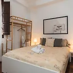 Casa De Tendillas En Granada