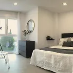 Casa Con Jardin, Aparcamiento
