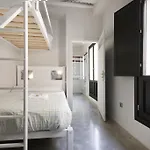 Lemon Rock Hostel