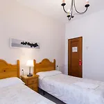 Pension Mesones