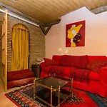 Charming Andalusian House - Free Parking