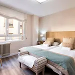 Tuguest Ganivet Apartment