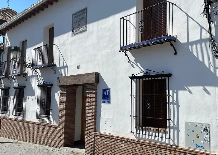 El Patio Del Albaicin